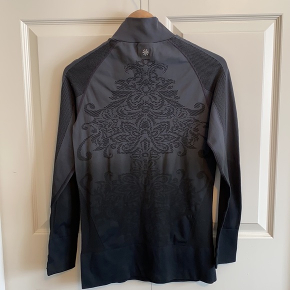 Athleta Gray Performance Ski 1/4 Zip - L - Picture 2 of 5